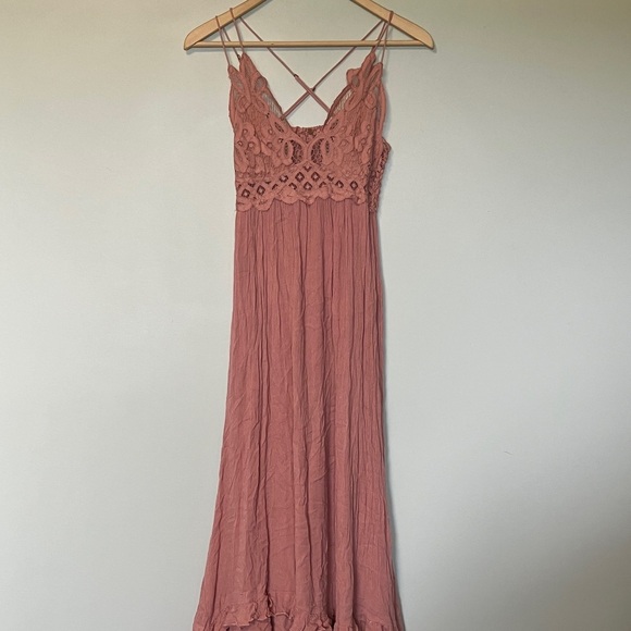 Free People Dresses & Skirts - Free People Lace Trim Pink Dress